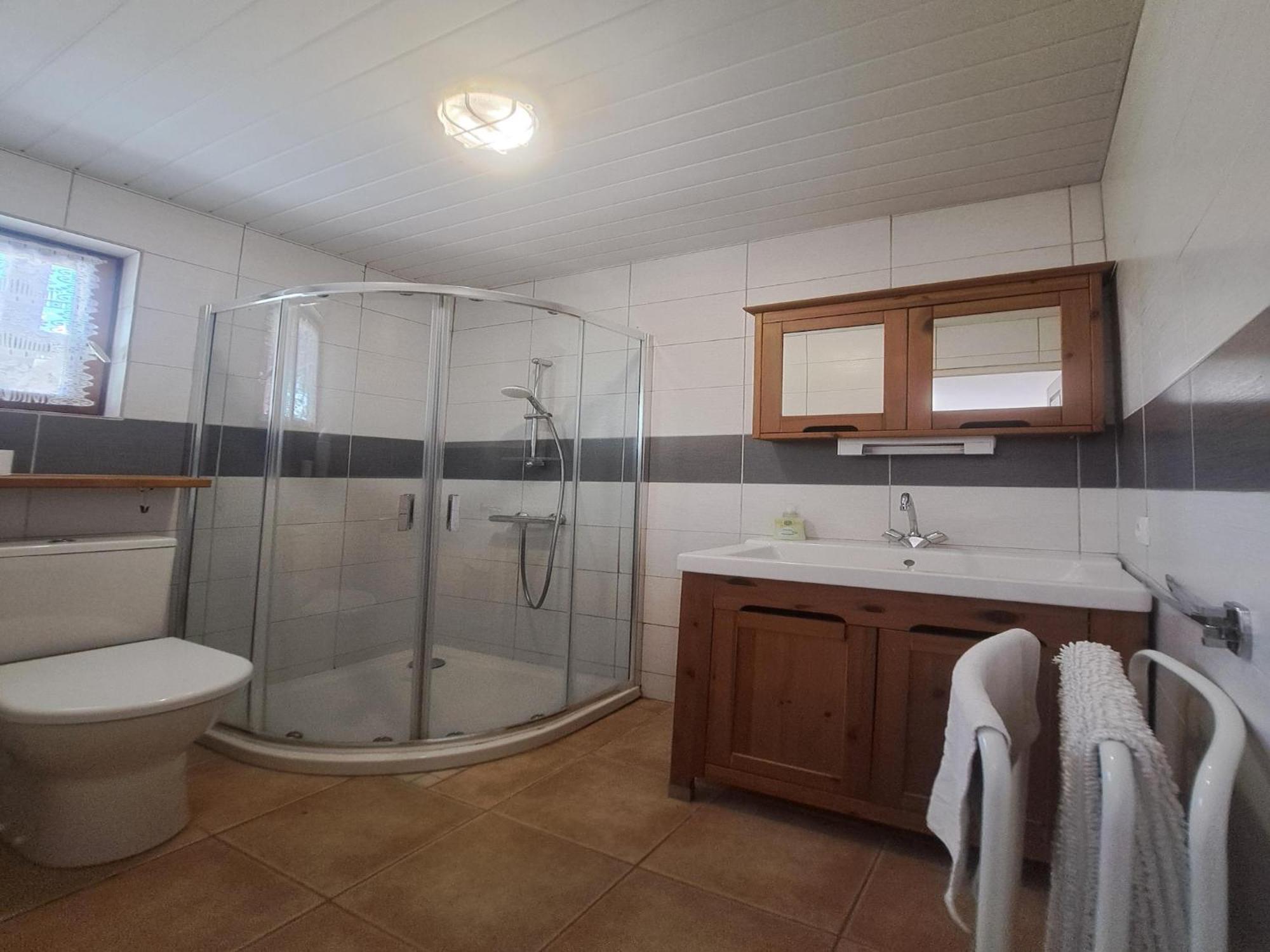 Appealing Apartment In Vezac With Swimming Pool ベナック・エ・カズナック エクステリア 写真