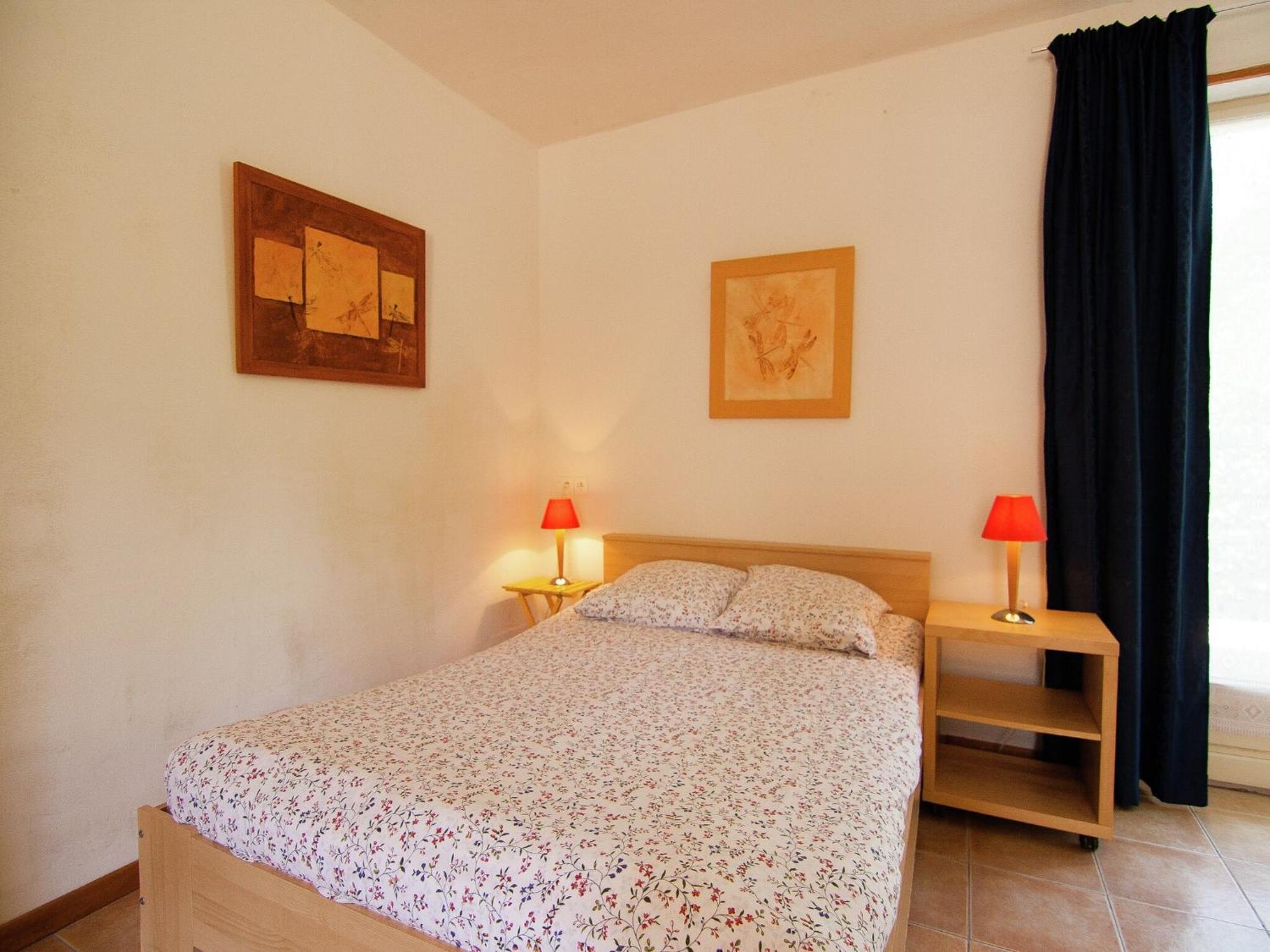 Appealing Apartment In Vezac With Swimming Pool ベナック・エ・カズナック エクステリア 写真
